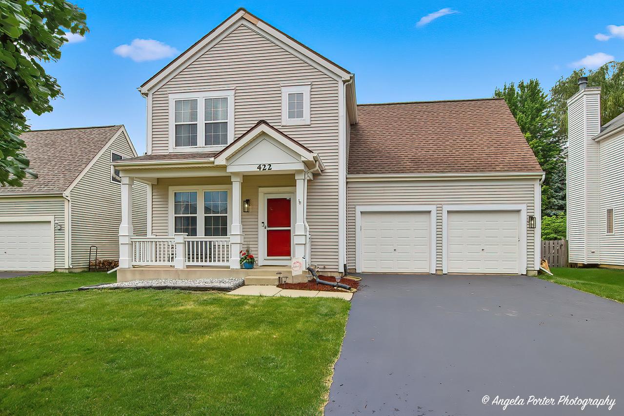422 W Savoy Dr., Round Lake, IL 60073