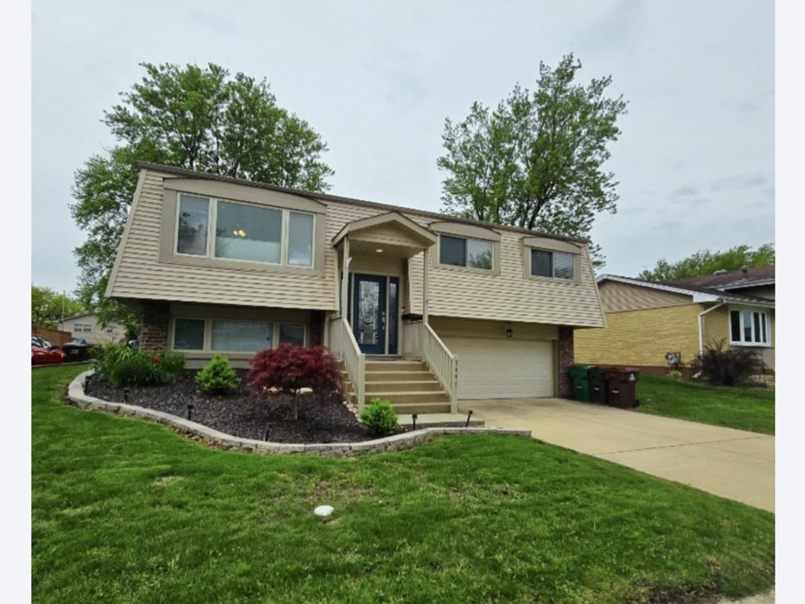 7447 160th Pl., Tinley Park, IL 60477