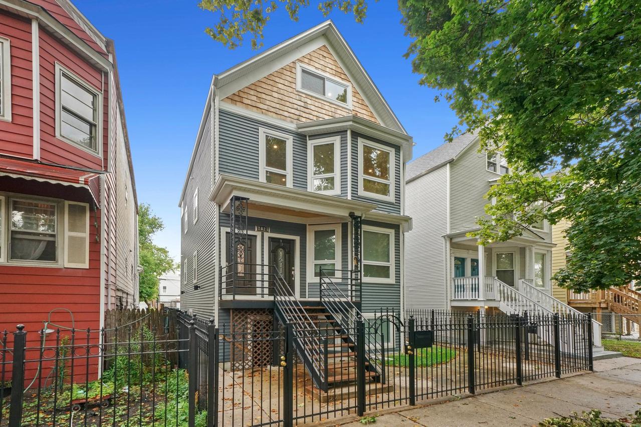 2821 N Springfield Ave., Chicago, IL 60618