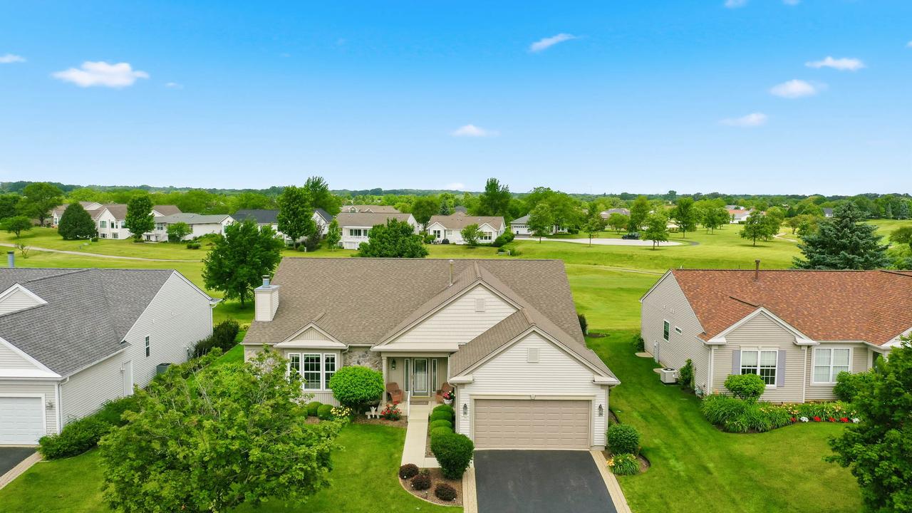 12843 Farm Hill Dr., Huntley, IL 60142