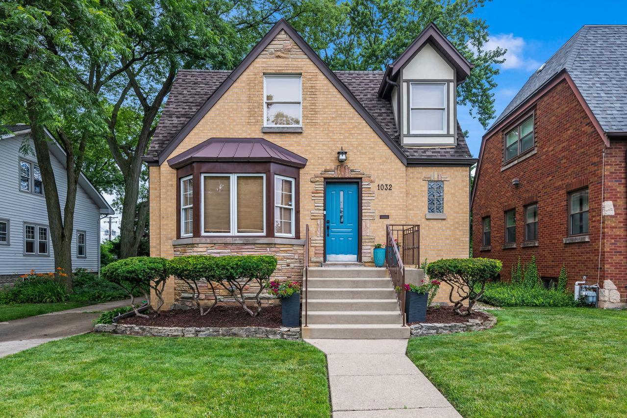 1032 Courtland Ave., Park Ridge, IL 60068