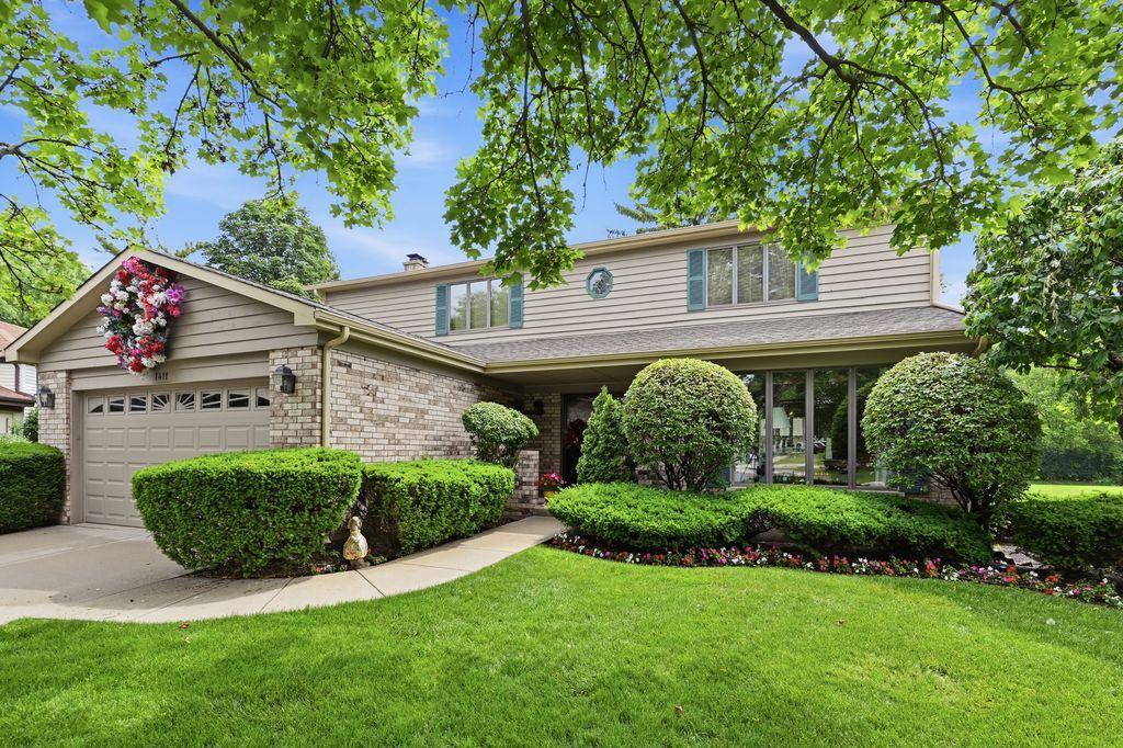 1411 W Allison Ct., Arlington Heights, IL 60005