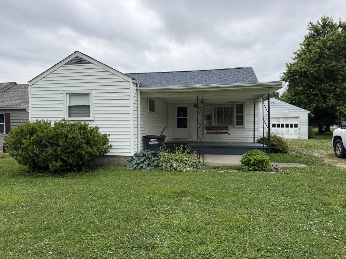 409 Wortby St., Odin, IL 62870