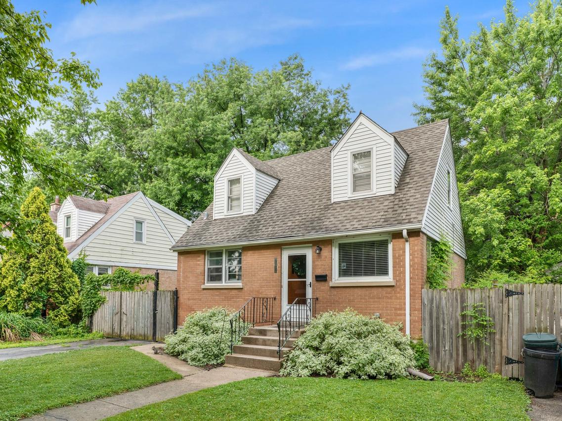528 Maple Ln., Hillside, IL 60162
