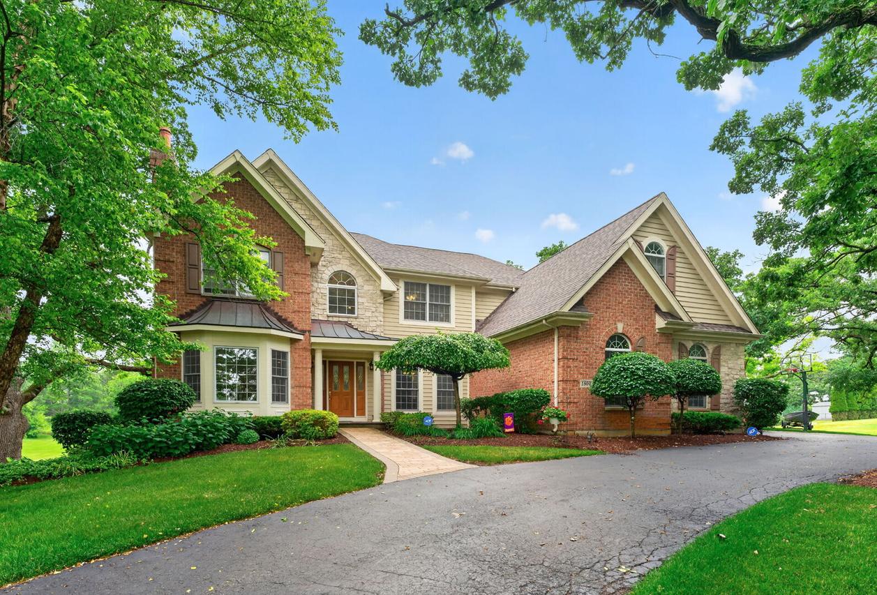 1804 Black Oak Dr., Mchenry, IL 60050