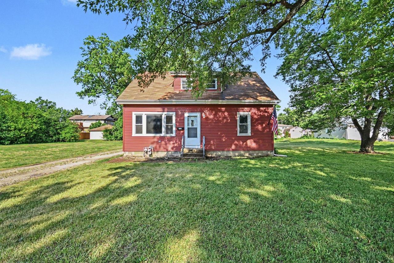 7750 Blazer Ave., Justice, IL 60458