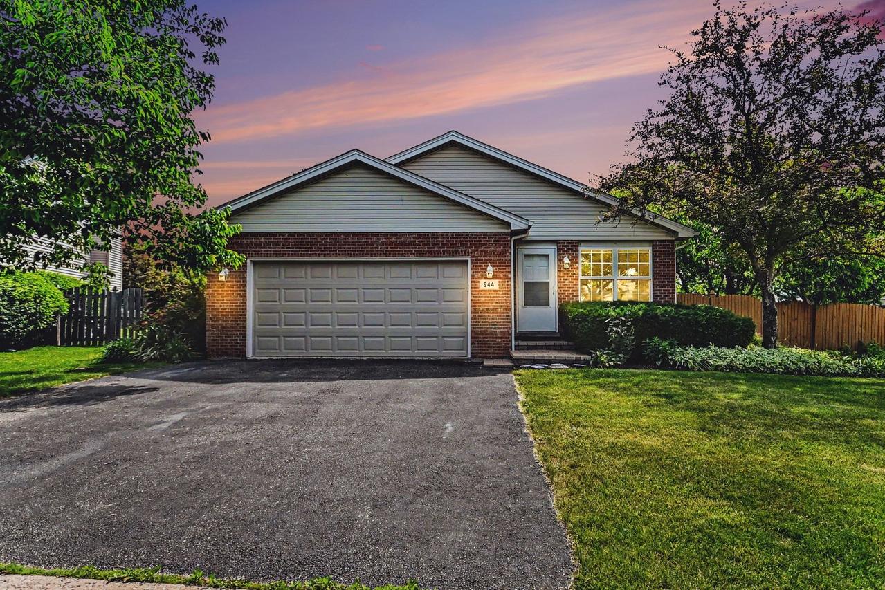 944 Premrose Ct., Romeoville, IL 60446