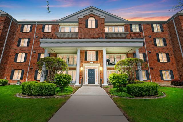 New Homes with Master Bedrooms on the 1st Floor in Clarendon Hills: June 6th to June 12th