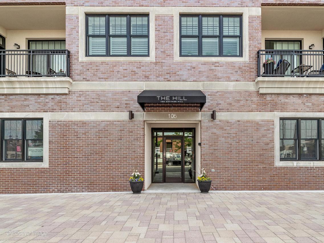 [Address Hidden by Seller], Elmhurst, IL 60126