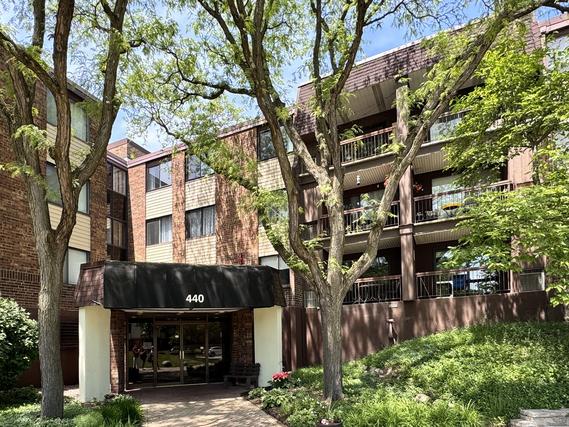 Homes Just Sold That Attend Glenbard South High School: July 21st to July 27th