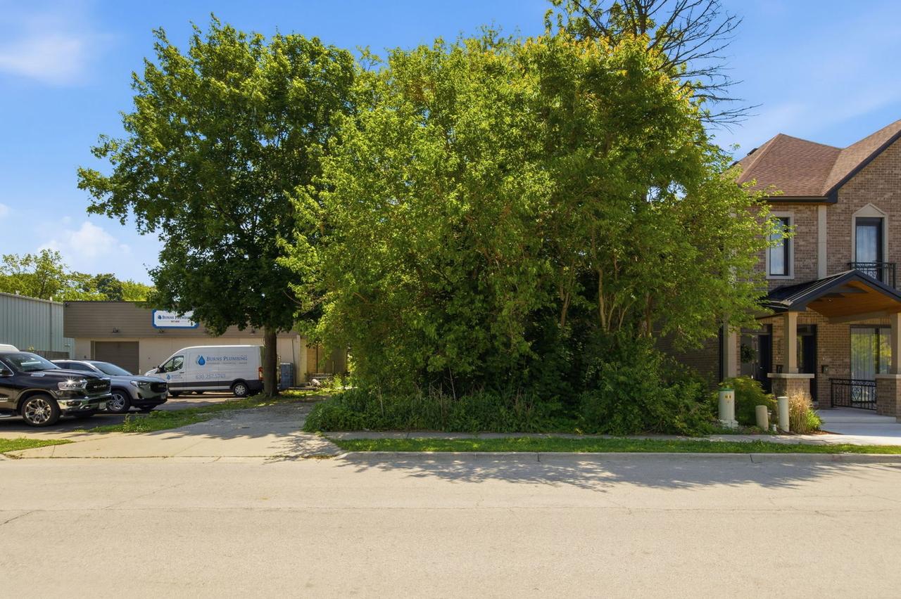 502 Talcott Ave., Lemont, IL 60439