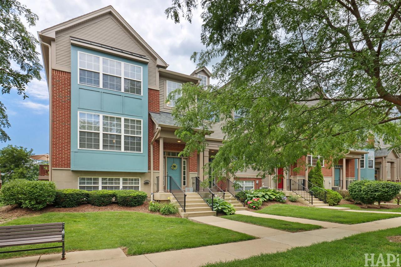 1623 Station Park Dr., Grayslake, IL 60030