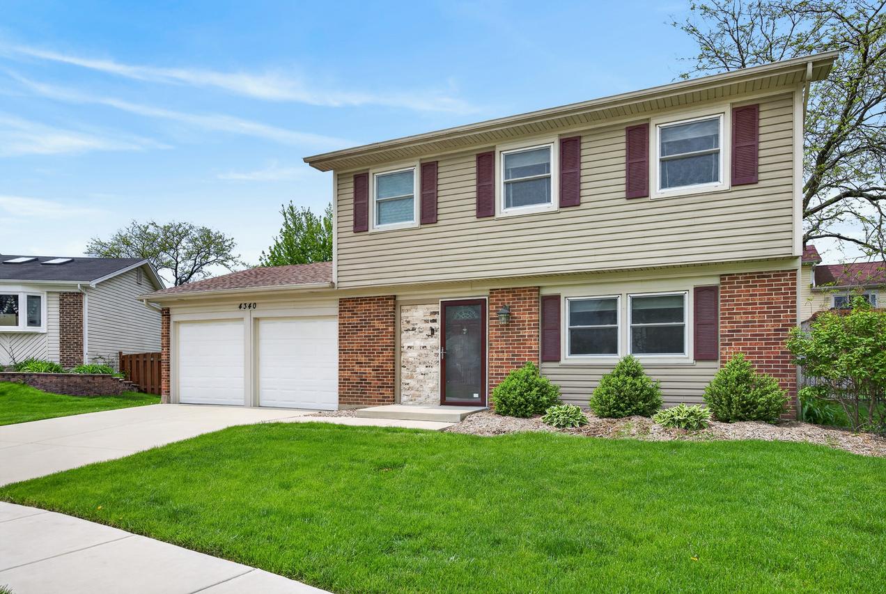 4340 Rock Cove Dr., Hoffman Estates, IL 60192