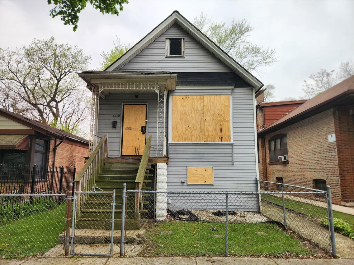 5242 S Sangamon St., Chicago, IL 60609