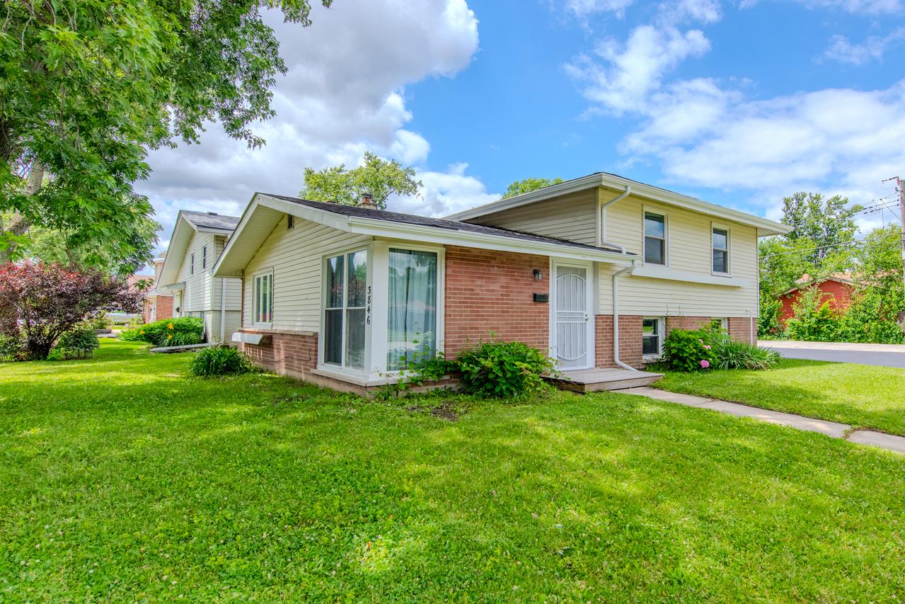 3846 169th St., Country Club Hills, IL 60478