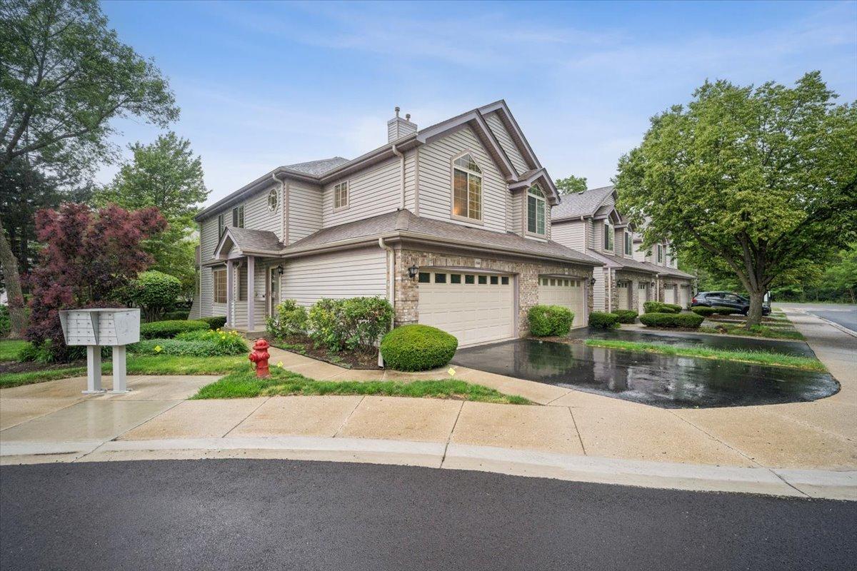 1568 N Saint Marks Pl., Palatine, IL 60067