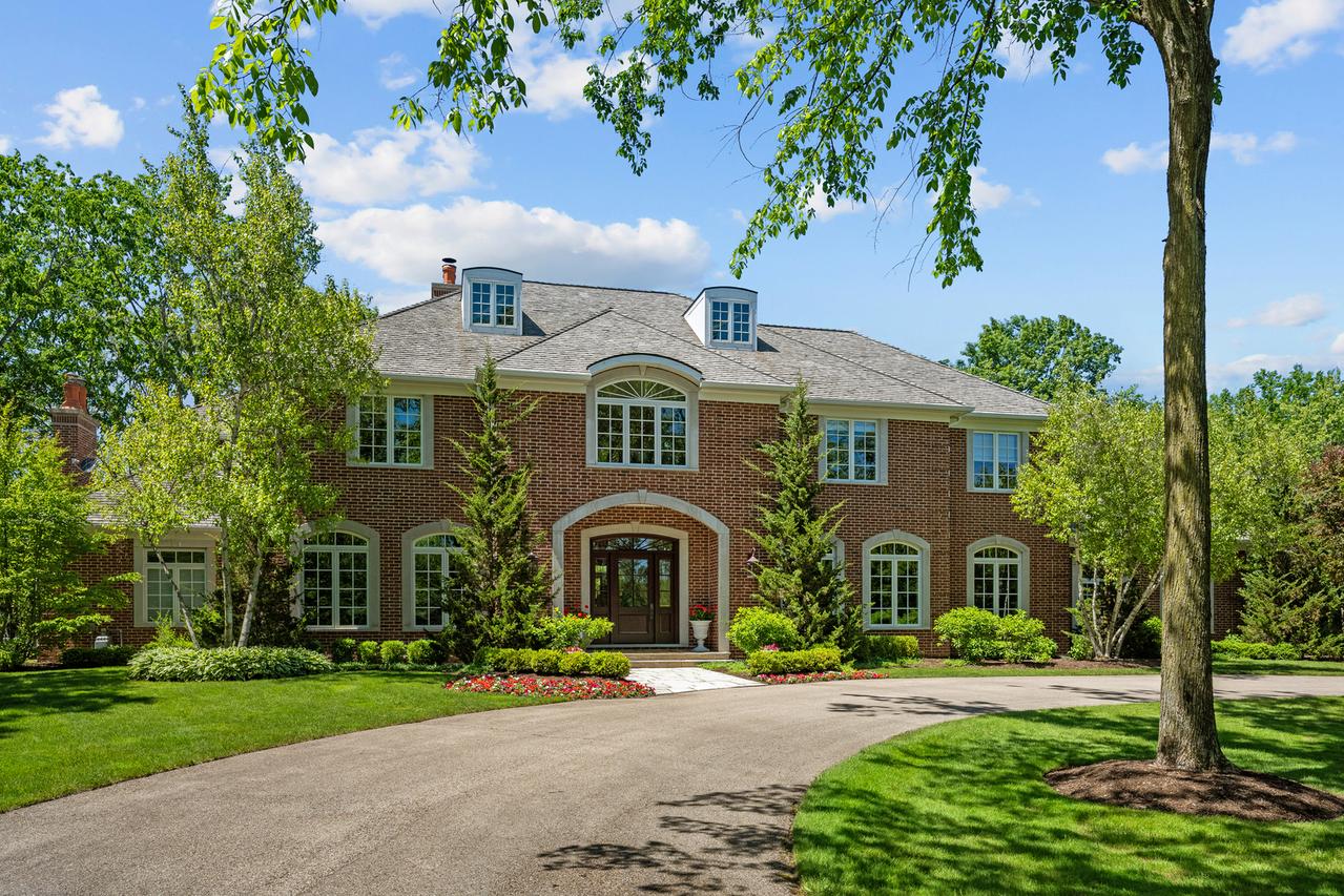 1150 W Keswick Ln., Lake Forest, IL 60045