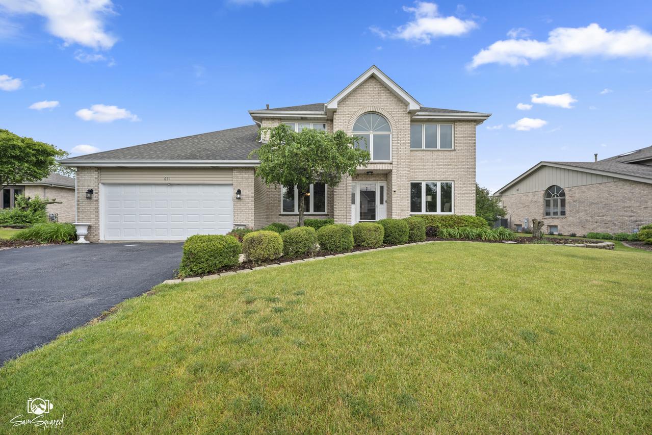 631 Vanderbilt Dr., New Lenox, IL 60451