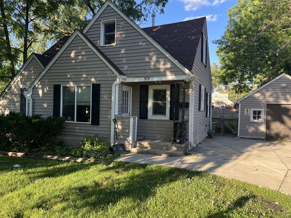 New Homes For Sale This Week That Attend Round Lake Senior High School: June 12th to June 18th