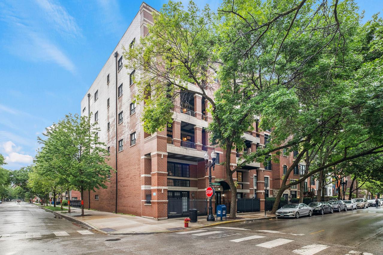 1502 N Sedgwick St. #3S, Chicago, IL 60610