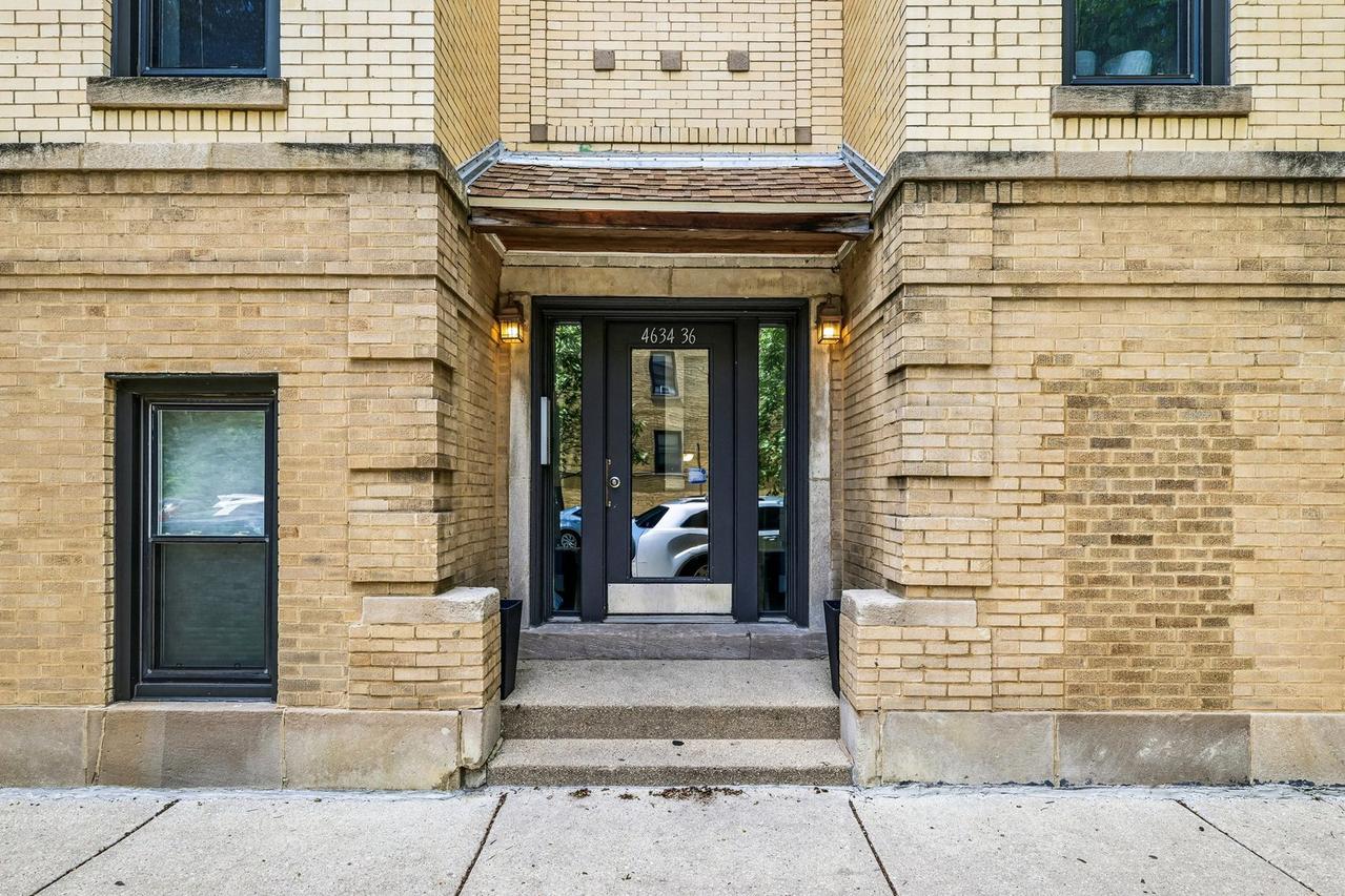 [Address Hidden by Seller], Chicago, IL 60625