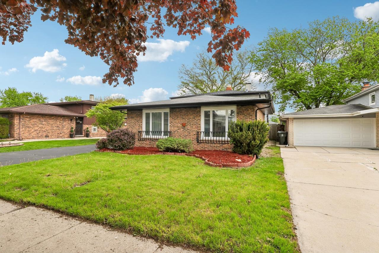 15631 East End Ave., Dolton, IL 60419