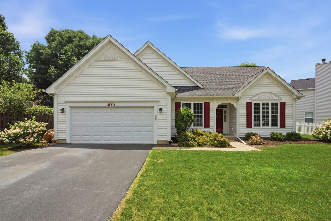 169 Sandalwood Ln., Bolingbrook, IL 60440