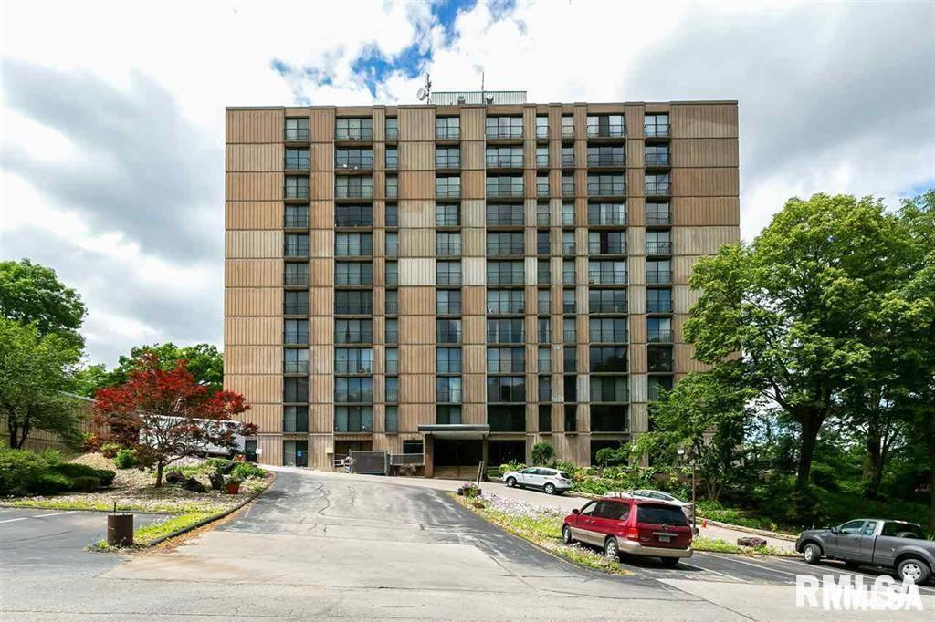 1800 7th St. #6D, East Moline, IL 61244