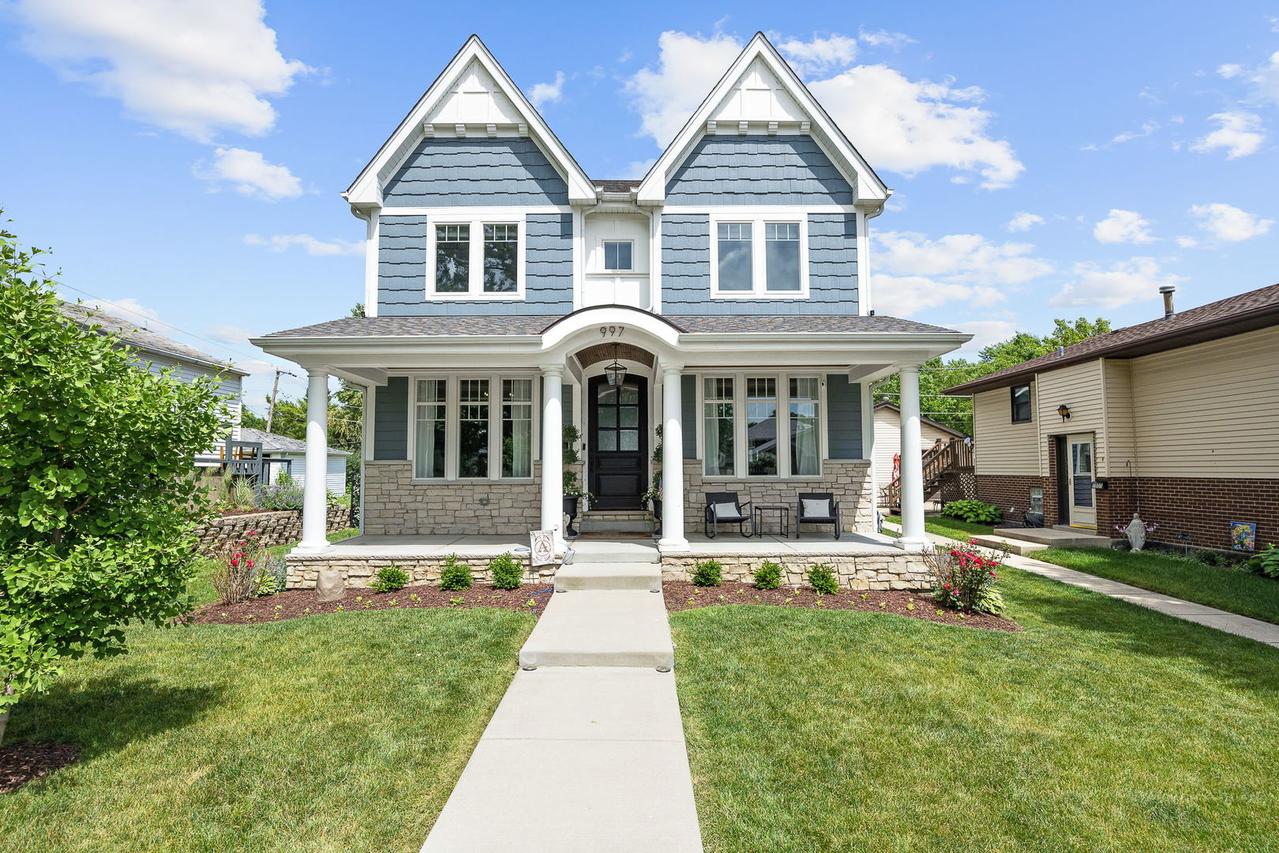 997 Florence St., Lemont, IL 60439