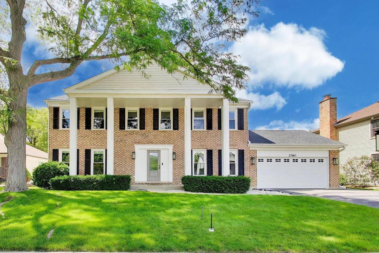 3780 Bordeaux Dr., Hoffman Estates, IL 60192