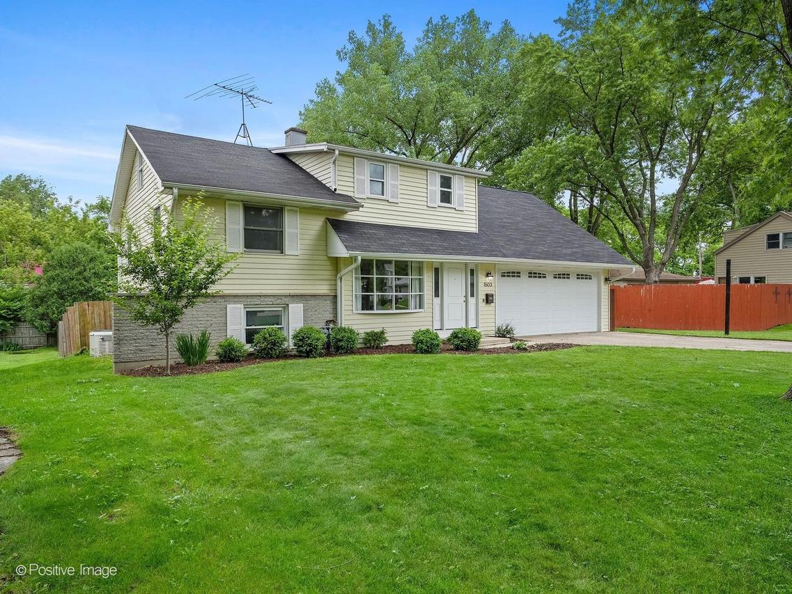 1603 Beecher Ave., Wheaton, IL 60187