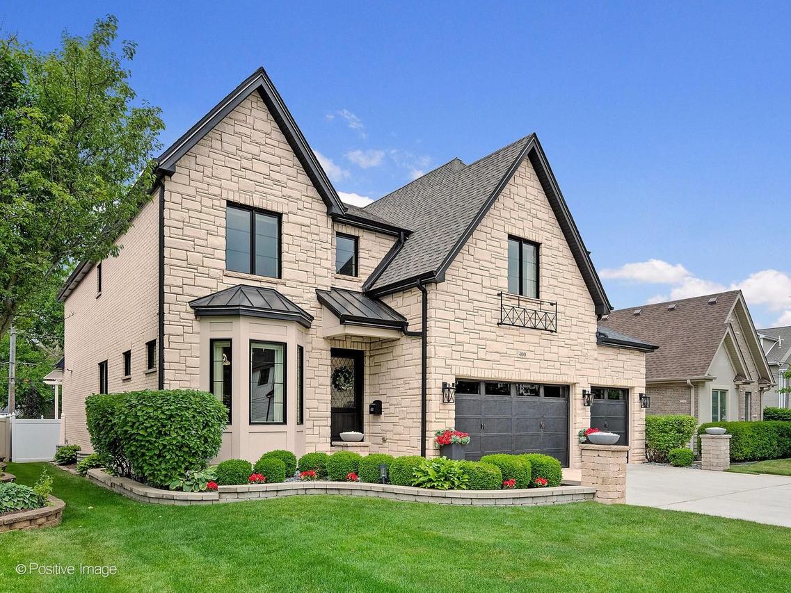 400 S Rex Blvd., Elmhurst, IL 60126