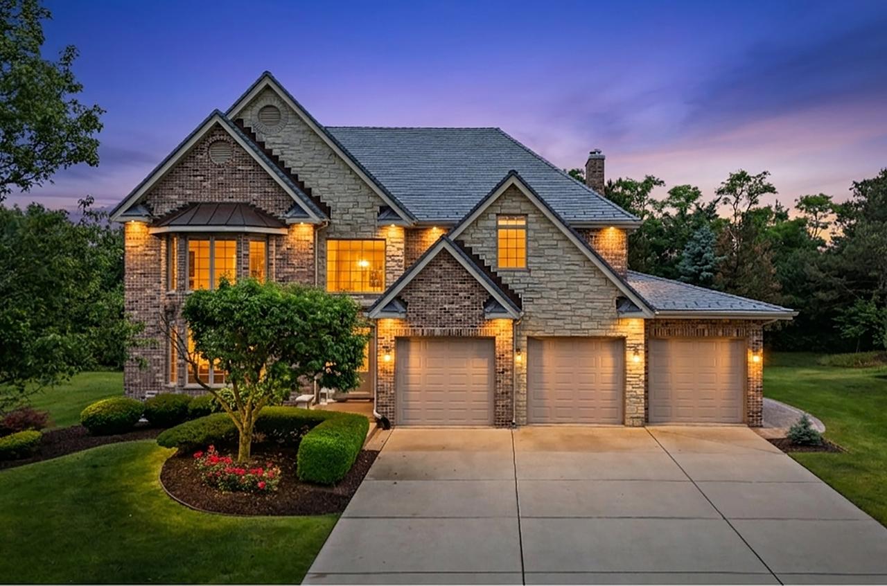 8136 Aberdeen Dr., Palos Heights, IL 60463