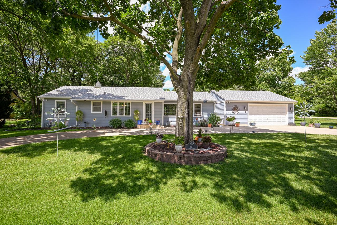 411 Carlisle Rd., Batavia, IL 60510