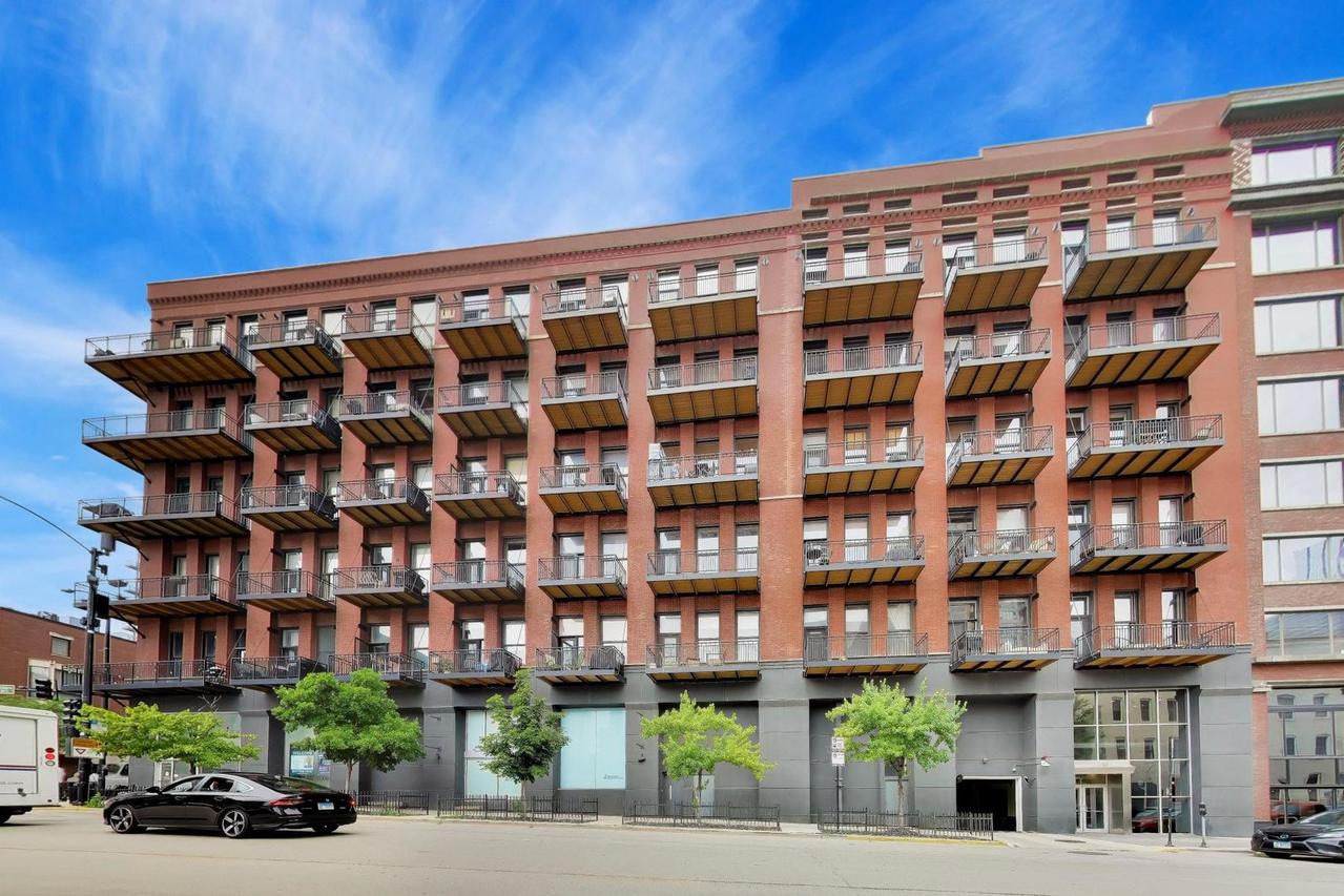 616 W Fulton St. #503, Chicago, IL 60661