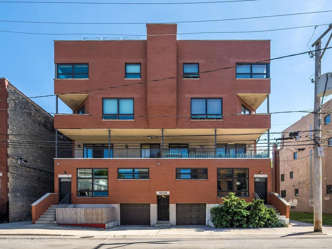 1649 W Ontario St. #1W, Chicago, IL 60622