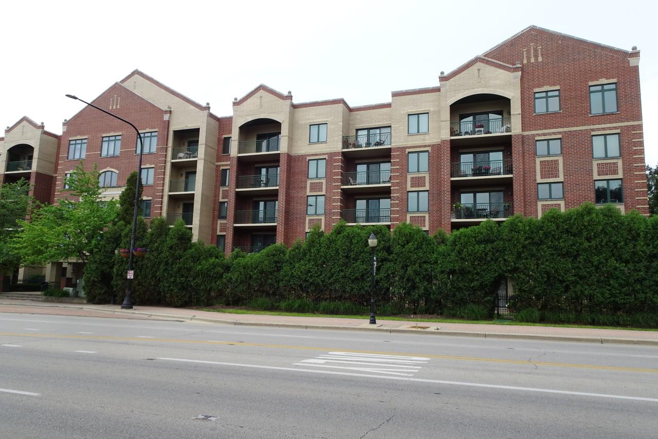 5 W Central Rd. #313, Mount Prospect, IL 60056