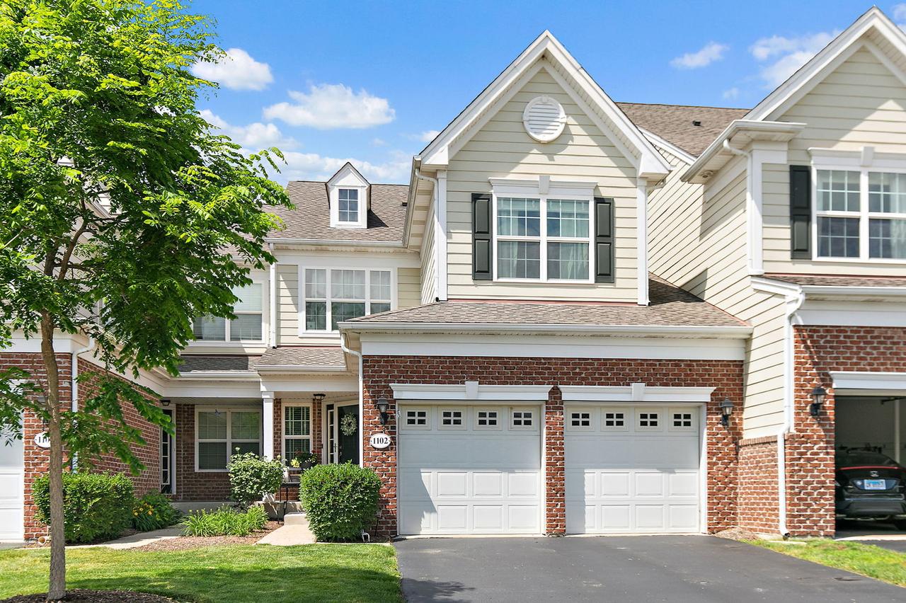1102 Pine Valley Ct., Elgin, IL 60124
