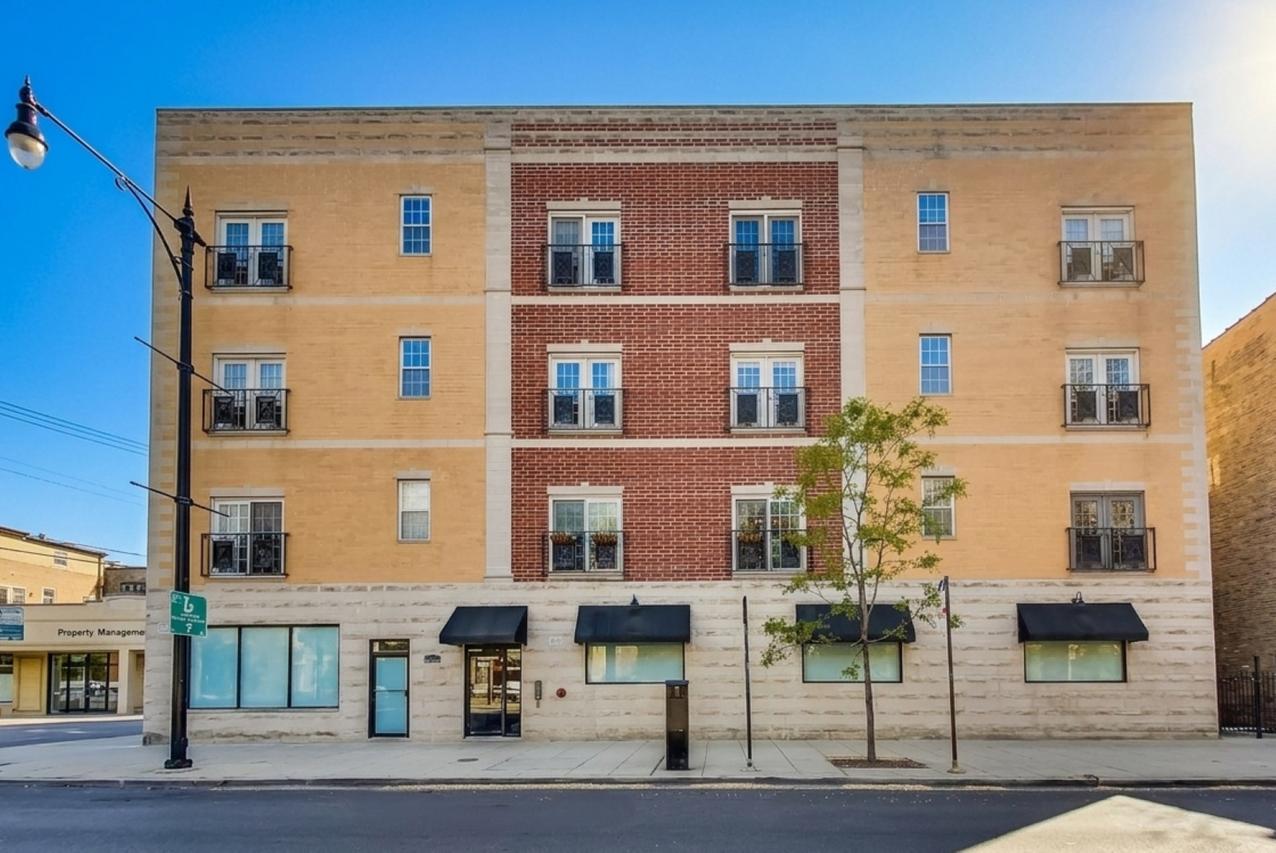 3231 W Fullerton Ave. #3W, Chicago, IL 60647