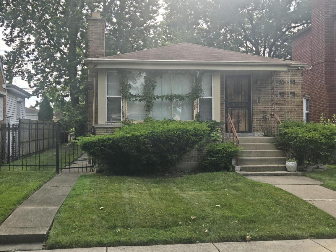10928 S Parnell Ave., Chicago, IL 60628