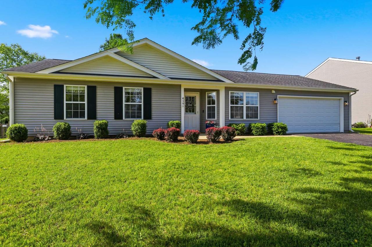 419 Windsor Ln., Island Lake, IL 60042