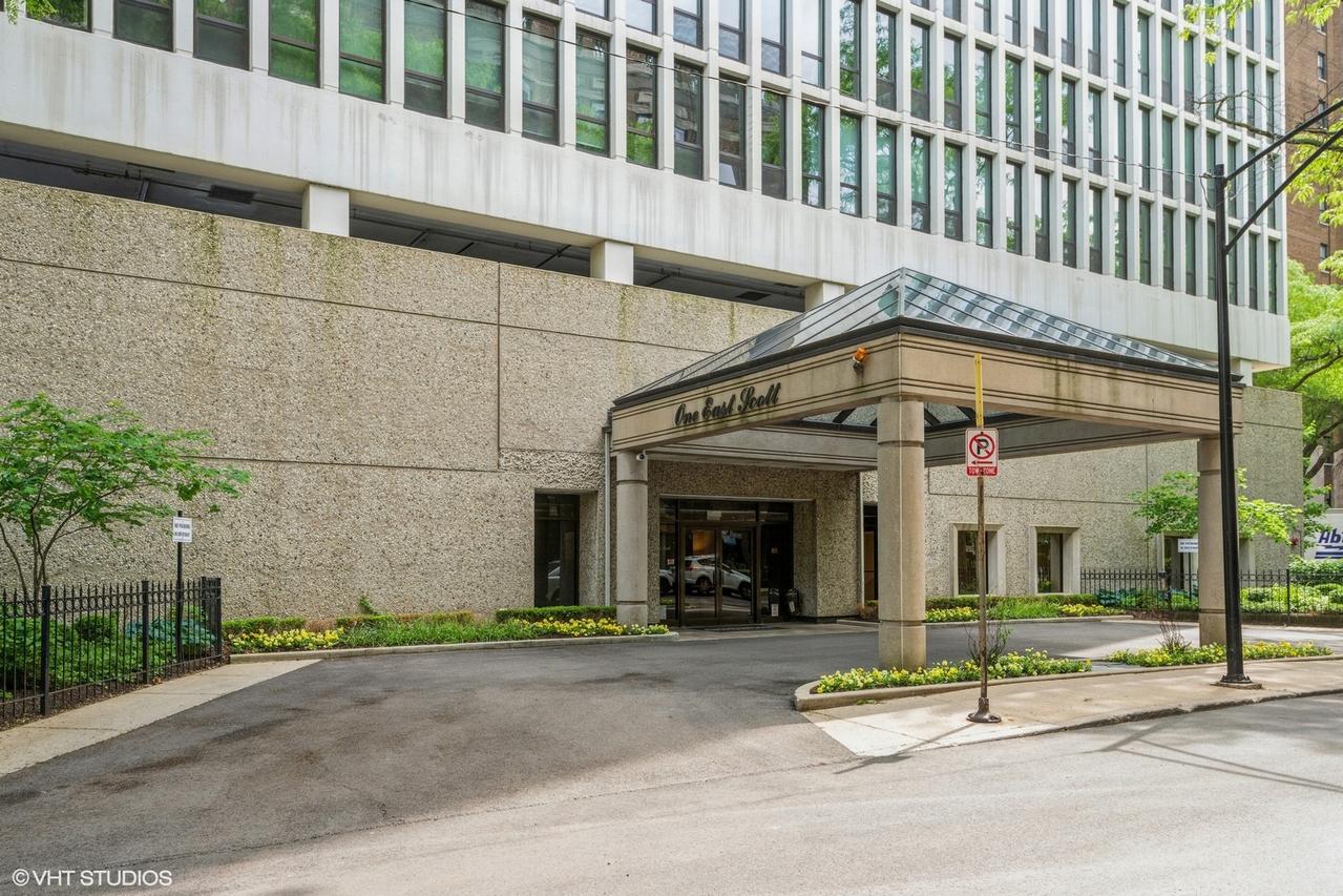 1 E Scott St. #1412, Chicago, IL 60610