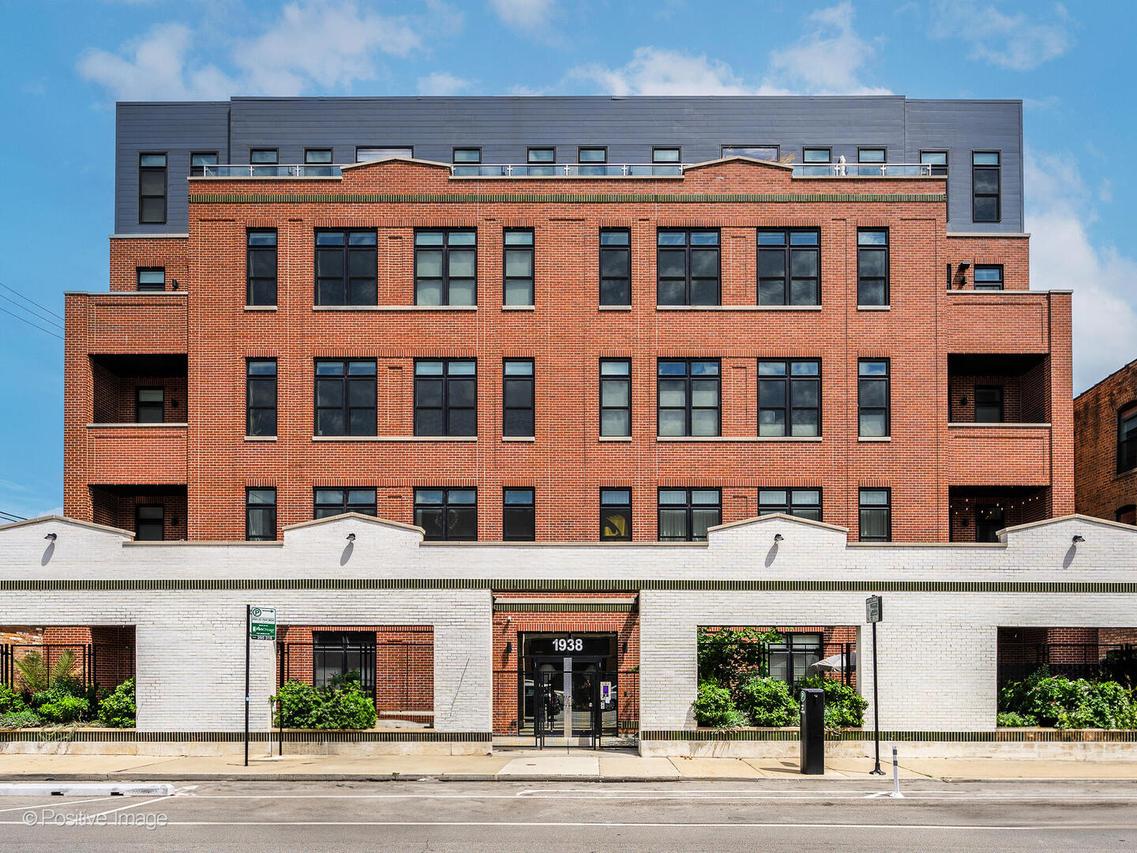 1938 W Augusta Blvd. #304, Chicago, IL 60622