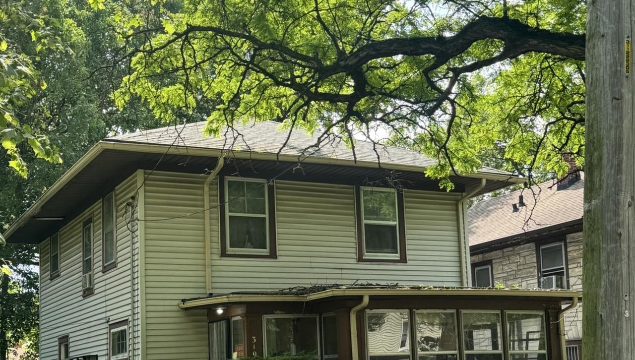 319 N Independence Ave., Rockford, IL 61101