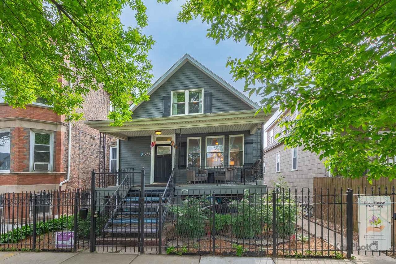 3511 S Washtenaw Ave., Chicago, IL 60632