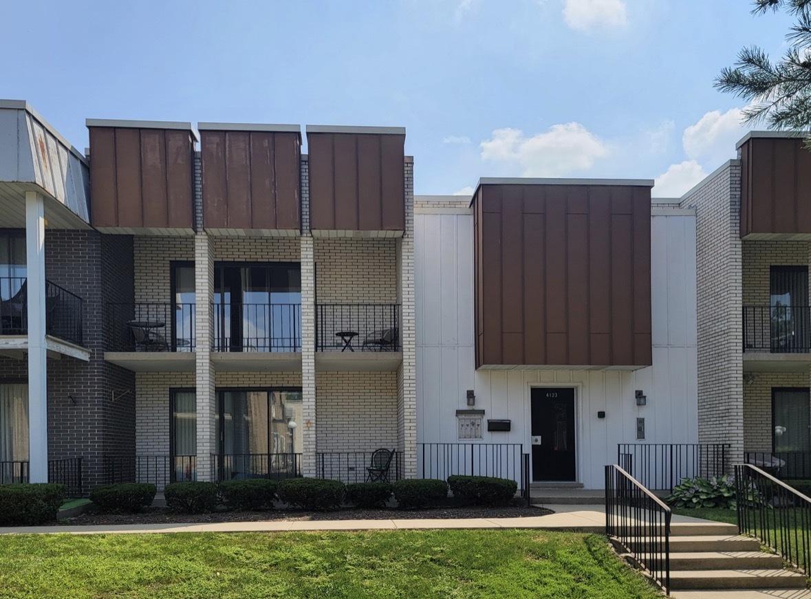 4123 W 98th St. #C, Oak Lawn, IL 60453