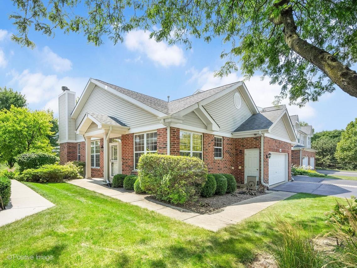 134 Chestnut Hills Cir., Burr Ridge, IL 60527