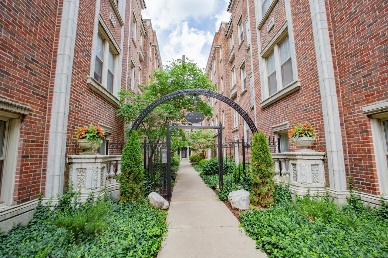 5402 N Kenmore Ave. #1W, Chicago, IL 60640