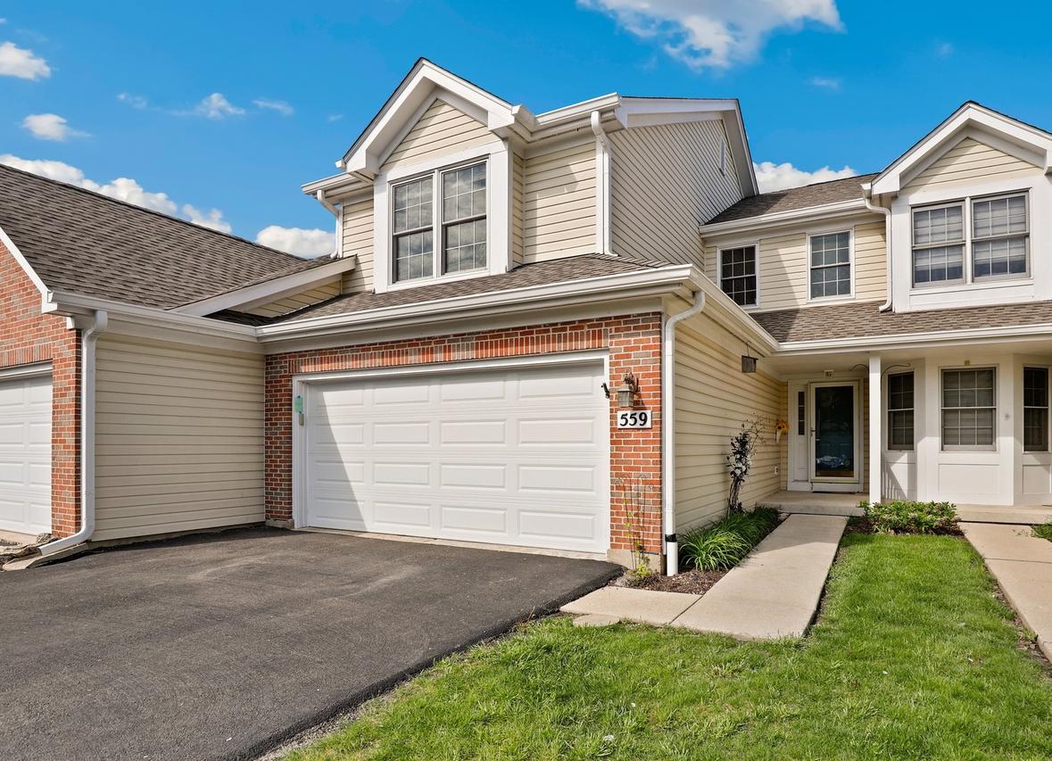 559 Bradbury Ln., Geneva, IL 60134