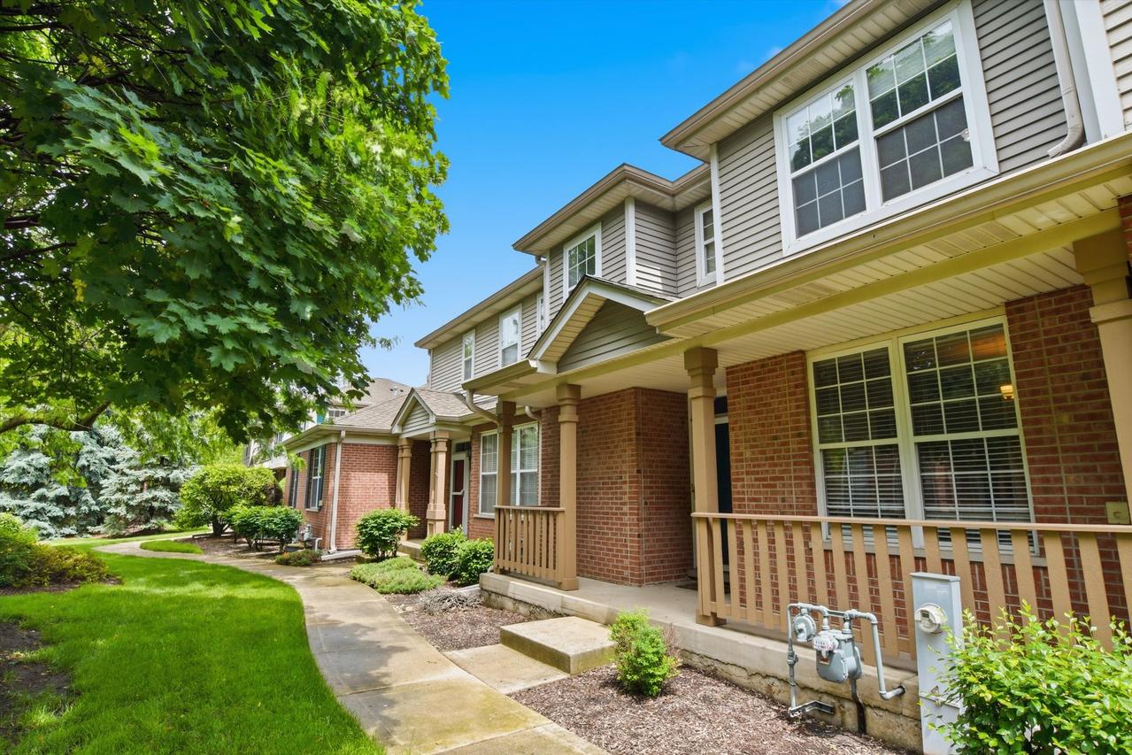 6727 Pine Lake Dr., Tinley Park, IL 60477